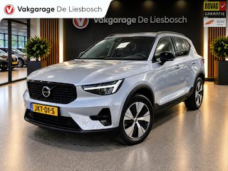 Volvo XC40 1.5 T4 Plug-in hybrid Plus Dark / Panorama-dak / Harman-Kardon / camera / stuur en stoel verwarming