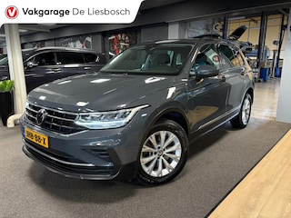 Volkswagen Tiguan 1.4 TSI eHybrid comfort Business / navi / camera / carplay / boeken