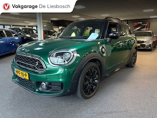 Mini Countryman 1.5 Cooper S E ALL4 Chili John Cooper Works package / stoelverwarming / Navigatie / carplay
