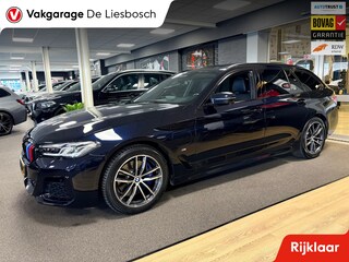 BMW 5-serie Touring 530e xDrive High Executive M-sport / leer / pano / navi / head-up / Apple carplay