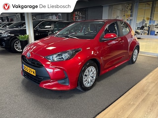Toyota Yaris 1.5 Hybrid Active / automaat / Navigatie / camera / cruise-control