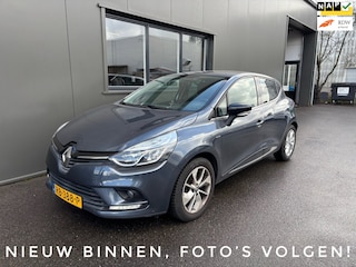 Renault Clio TCe 90 Limited / Navigatie / Parkeersensoren achter!