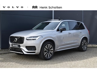 Volvo XC90 T8 Plug-in hybrid AWD Ultra Dark | Verwarmde, Geventileerde en Masserende Voorstoelen | Luchtvering | Panoramisch Schuif-/Kanteldak | Semi-Elektrische Trekhaak | 360º Camera | Gelamineerd en Getint Glas Achter| Bowers & Wilkins |