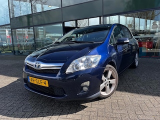 Toyota Auris 1.8 Full Hybrid Executive (NL-Auto, Goed Onderhouden, Achteruitrijcamera)