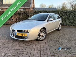 Alfa Romeo 159 Sportwagon 1.9 JTS Distinctive