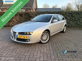 Alfa Romeo 159 Sportwagon 1.9 JTS Distinctive