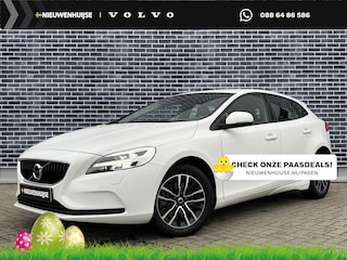 Volvo V40 T2 Nordic+ | Automaat | Navigatie | Cruise Control | High Performance Audio | Trekhaak | Stoelverwarming | LED Koplampen | Standkachel | Park Assist | Voorruit Verwarming | Climate Control | Volvo On Call