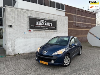 Peugeot 207 1.4 VTi Look - AIRCO - RIJDT & SCHAKELT GOED!