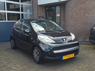 Peugeot 107 1.0-12V XS 5DR |Airco |Apk 04-2027 |Aygo