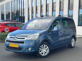 Citroën Berlingo 1.6 VTi 120 XTR, schuifdeur links en rechts, trekhaak, airco, cruise controle, zonnedaken
