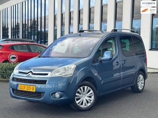 Citroën Berlingo 1.6 VTi 120 XTR, schuifdeur links en rechts, trekhaak, airco, cruise controle, zonnedaken