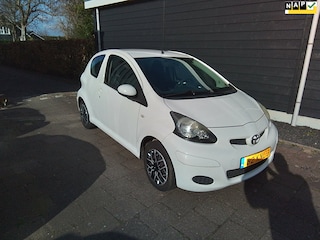 Toyota Aygo 1.0-12V Comfort NL auto nap km 160 000. Zeer lux,s Airco