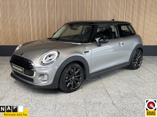 Mini Cooper 1.5 Cooper Chili Serious Business NL auto | Schuif / kantel dak | Lederen stoelen