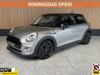 Mini Cooper 1.5 Cooper Chili Serious Business NL auto | Schuif / kantel dak | Lederen stoelen