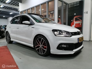 Volkswagen Polo 1.2 TSI R LINE 6 bak 110 pk PANORAMA LED CRUISE CLIMA PDC STOELVERW.
