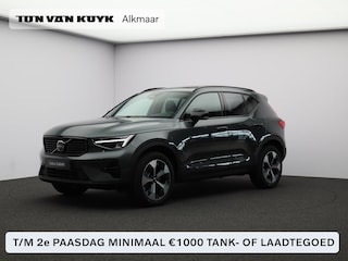 Volvo XC40 2.0 B4 Plus Dark / Panoramadak / Nubuck Bekleding / Harman Kardon / Elektrische Stoelen / BLIS / Stoel+Stuurverwarming /
