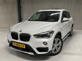 BMW X1 XDrive20i Sportline - Pano - Memoryzetel - Camera - Hifi