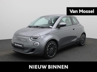Fiat 500 e 42 kWh La Prima | Climate Control / ECC | Licht metalen velgen 17 inch | Cruise control Standaard | Navigatie |  Lederen bekleding beige | Stoelverwarming | LED koplampen | Park Distance Control voor en achter | Achteruitrijcamera |