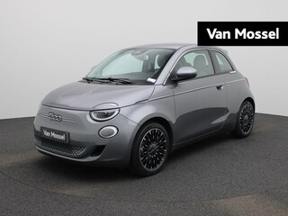 Fiat 500 e 42 kWh La Prima | Climate Control / ECC | Licht metalen velgen 17 inch | Cruise control Standaard | Navigatie |  Lederen bekleding beige | Stoelverwarming | LED koplampen | Park Distance Control voor en achter | Achteruitrijcamera |