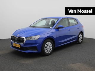 Skoda Fabia 1.0 TSI Ambition | Airconditioning | Cruise control Standaard | LED koplampen | Park Distance Control achter |