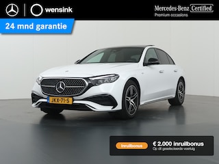 Mercedes-Benz E-klasse 300 e AMG Line | Night | Panoramadak | Achteruitrijcamera | Stoelverwarming |