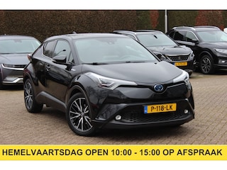 Toyota C-HR 1.8 Hybrid Executive / Trekhaak / Bruin leder / Camera / 18 inch / Led Koplampen / Stoelverwarming