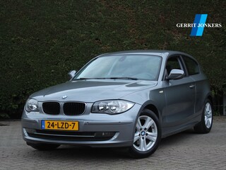 BMW 118i Business Line Style | 1e eigenaar!