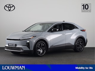 Toyota C-HR First Edition 77 kWh *NIEUW* | Uit voorraad leverbaar! | Metaallak |