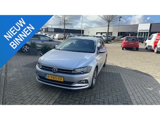 Volkswagen Polo 1.0 TSI Highline Business R | Automaat | Parkeersensoren