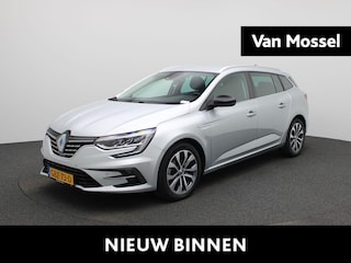 Renault Mégane Estate 1.3 TCe 140 Equilibre | Climate Control / ECC | Licht metalen velgen 17 inch | Trekhaak | Cruise control | Navigatie | Half lederen bekleding grijs | LED koplampen | Park Distance Control voor en achter | Achteruitrijcamera |