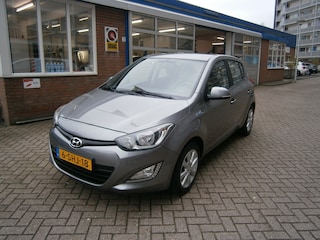 Hyundai i20 1.2i i-Deal