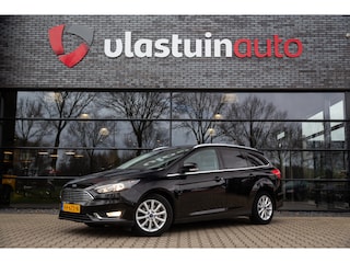 Ford Focus Wagon 1.5 Titanium , Trekhaak, Stoel/stuurverwarming, Achteruitrijcamera,