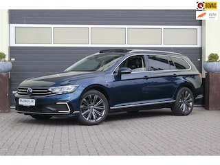 Volkswagen Passat Variant 1.4 TSI GTE Business | Trekhaak | Schuifdak | Leer
