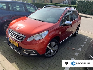 Peugeot 2008 1.2 PureTech Allure | Airco | Bluetooth | Cruise Control | LMV 17" | Motor is gereviseerd | Navi | PDC V&A | Leden bekleding | Stoelverwarming | Trekhaak |