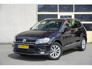 Volkswagen Tiguan 1.5 TSI ACT 150PK! Automaat Comfortline Business BJ2020 Lmv 17" | Led | Pdc | Elek. achterklep | App-Connect | Navi | Climate control | Cruise control | Extra getint glas