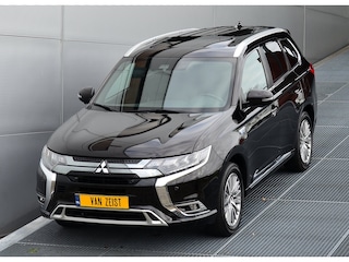 Mitsubishi Outlander PHEV 2.4 INSTYLE 4WD | PLUG IN HYBRID | FULL OPTIONS | SoH % | SCHUIFDAK | ADAPTIEF CRUISE | TREKHAAK 1500KG | FABRIEKSGARANTIE TOT 06-10-2029* | ALL IN RIJKLAARPRIJS