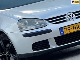 Volkswagen Golf 1.4 Trendline - Reflex Silver - Airco/Cuise/LMV