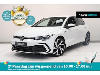 Volkswagen Golf 1.5 eTSI R-Line | Camera | Adaptieve Cruise | Matrix LED | Winter pakket |