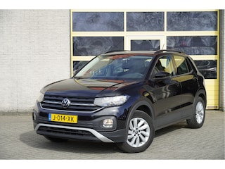 Volkswagen T-Cross 1.0 TSI Automaat! Life Business BJ2020 Lmv 16" | Led | Pdc | Trekhaak | App-Connect | Navi | Climate control | Cruise control | Getint glas