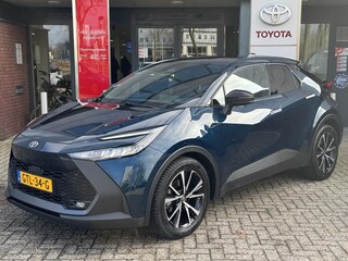 Toyota C-HR 1.8 Hybrid 140 Dynamic NL-AUTO 1E-EIG KEYLESS BLIND SPOT 18'' LM-VELGEN PARK-SENSOREN CAMERA NAVI APPLE/ANDROID LED PRIVACY GLASS