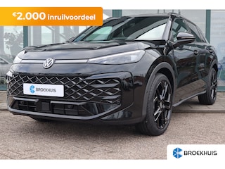Volkswagen T-Roc R-Line First Edition | 'App-Connect' draadloze smartphone integratie | 30,5 cm display met 2D en 3D weergave | Automatische afstandsregeling (Adaptive Cruise Control)