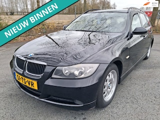 BMW 3-serie Touring 320i High Executive LEUKE AUTO RIJDT EN SCHAKELT GOED