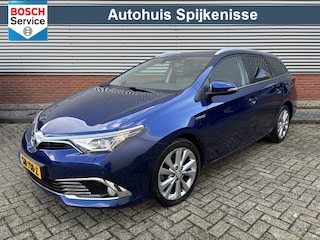 Toyota Auris Touring Sports 1.8 Hybrid Executive | Dealer onderhouden | Automaat | Stoelverwarming | Navigatie | Camera | Bluetooth |