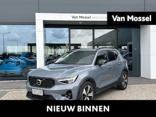 Volvo XC40 Rechare 1.5 T5 Ultimate Dark | PANORAMADAK | VERWARMDE STOELEN + STUUR | LEDER | CAMERA