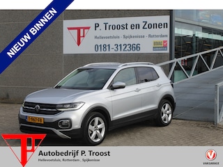 Volkswagen T-Cross 1.5 TSI Style Stoelverwarming/Achteruitrijcamera/Adaptive cruise control/Lane assist/Apple carplay/DAB/Lage km stand! 2e Paasdag geopend op Hellevoetsluis & Rotterdam van 12:00 tot 17:00