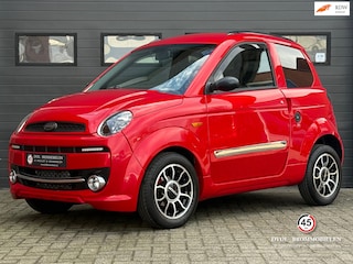 Microcar M.GO Premium DCI Brommobiel 2019 1e eig 2700km