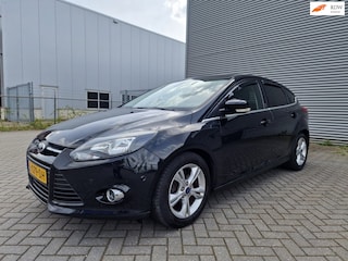 Ford Focus 1.0 Titanium NAVI PSENSOR CRUISE TREKHAAK 3 X SLEUTELS