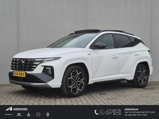 Hyundai Tucson 1.6 T-GDI PHEV N Line Sky 4WD Automaat / Trekgewicht 1.350 kg / Elektrische achterklep / EAER bereik 62 km bereik stad 74 km / Stuur- Stoel & Achterbankverwarming / Glazen schuif- en kanteldak / Rondomzicht camera / Adaptief cruise control / Apple Carplay Android Auto /