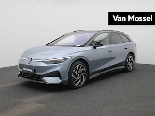 Volkswagen ID.7 Tourer Pro Limited Edition 77 kWh 286 PK | 20" Lichtmetalen velgen | Black Style | Apple Carplay | Navigatie | 360 Camera | Achterklep elektrisch | Head-up display | Memory stoelen | Ruiten getint | Dodehoeksensoren | Android Auto | Stoelverwarming |