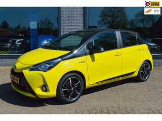 Toyota Yaris 1.5 Hybrid Premium Yellow Edition Bi-Tone | Navi | Panodak | Camera